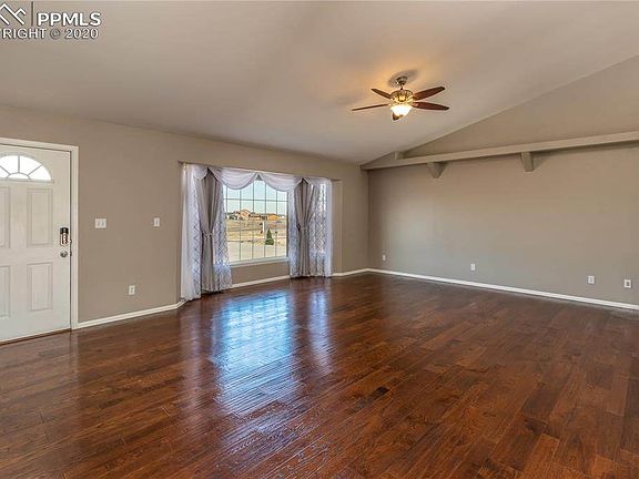 3rd image of 532 E Idledale Dr