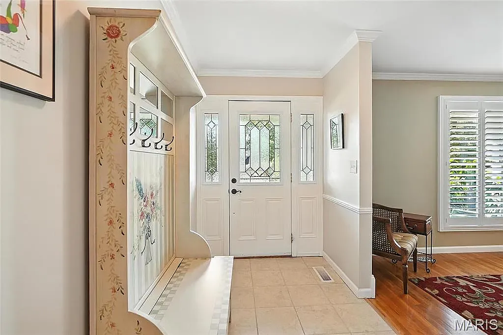 4 bed, 2092 sqft, $3,600 — Photo 3