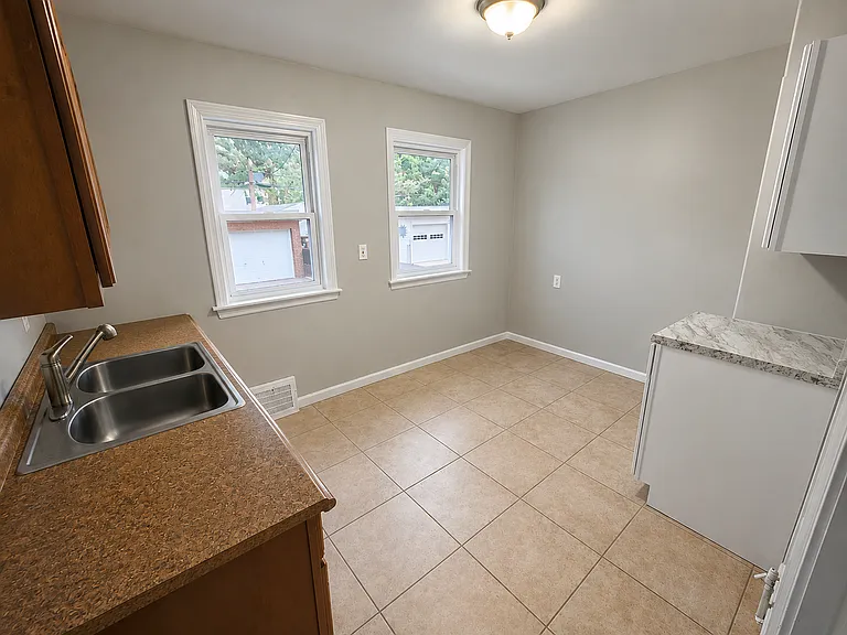 21751 Priday Ave — Photo 5