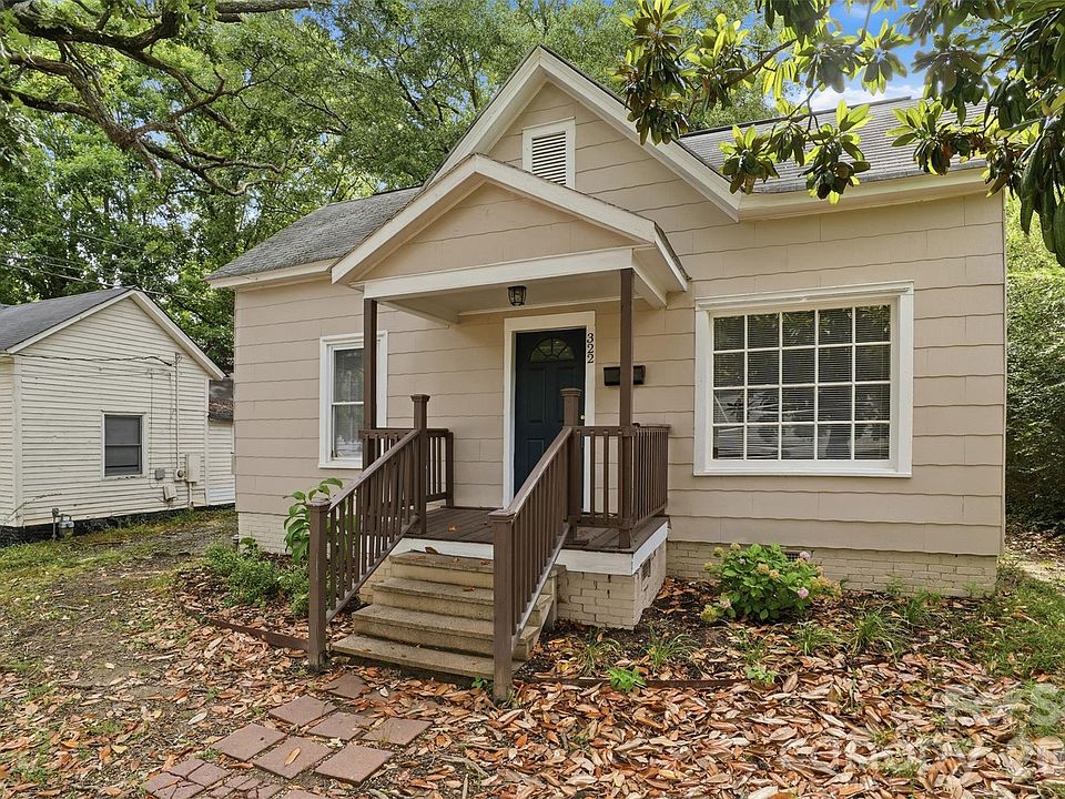 1st image of 322 Willow St