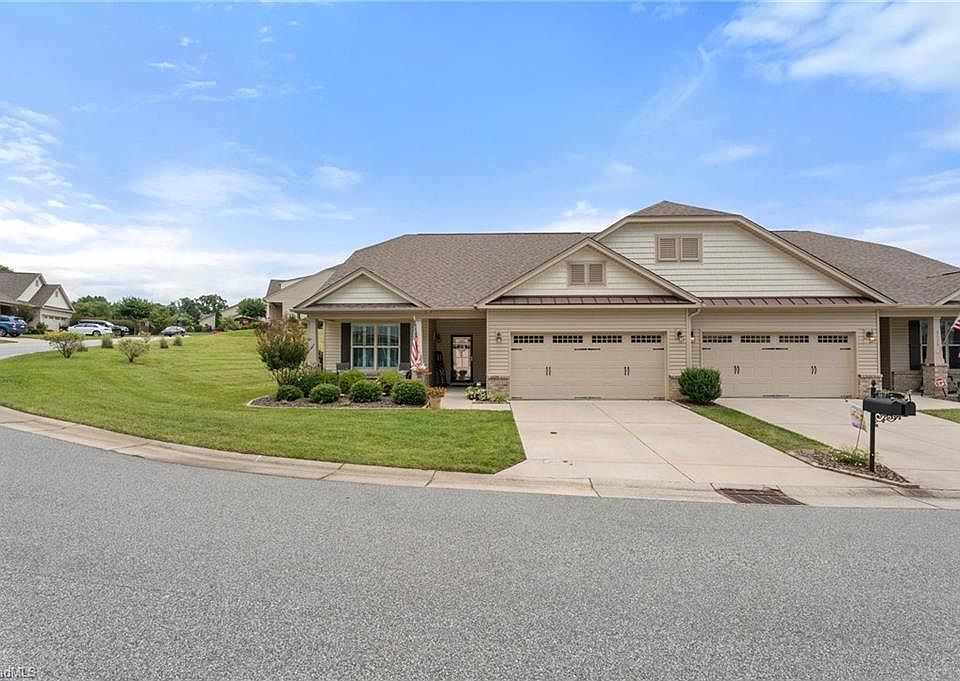 1st image of 3517 Sainsbury Ln