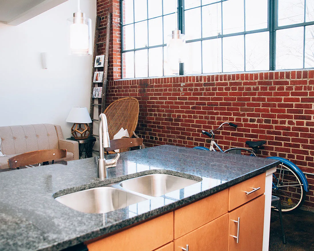 Courtyard Lofts — Photo 3
