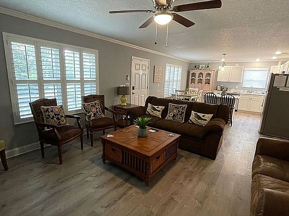 5th image of 1417 Masters Dr