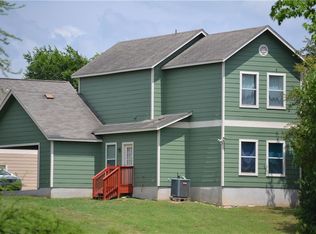 1404 E 3rd St, Georgetown, TX 78626