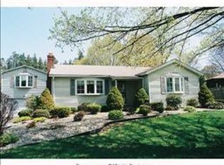 24 Collier Rd, Wethersfield, CT 06109