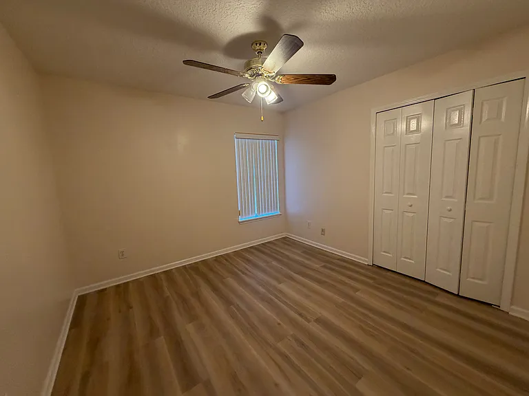 1075 Three Forks Ct — Photo 18