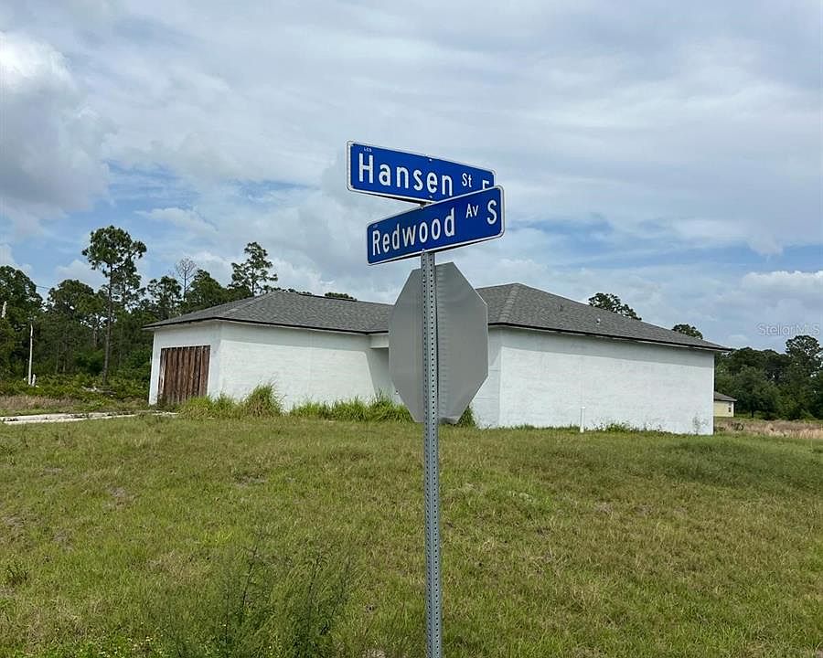 2nd image of 962 HANSEN STREET E