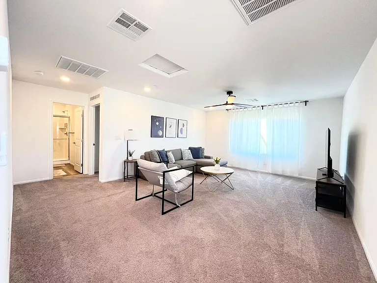 5888 Becklow Gardens Ave — Photo 32