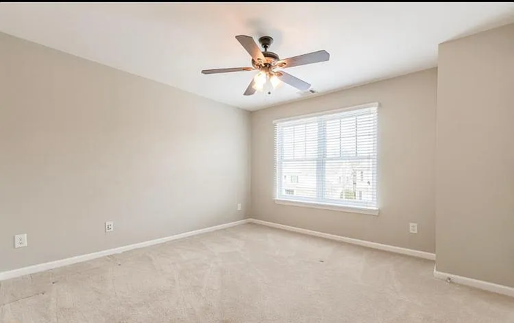 7661 Legacy Rd — Photo 17