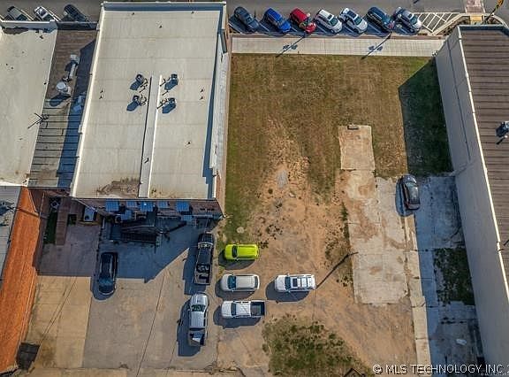5th image of 116 N Main St