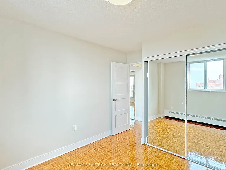 1500 Bathurst St #1009 — Photo 4