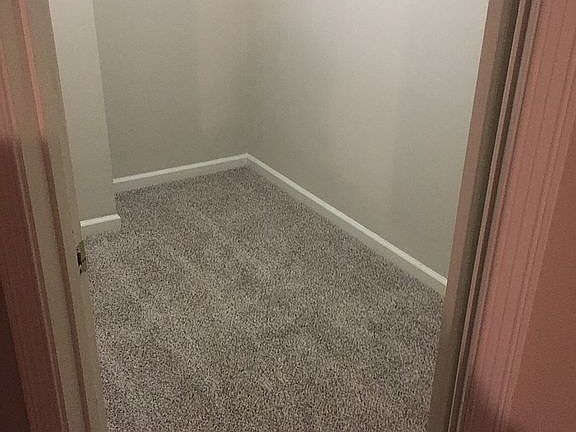 3rd image of 2132 W Aberdeen Dr