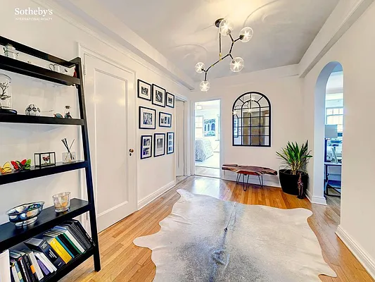 Rented by Sotheby's International Realty | media 8