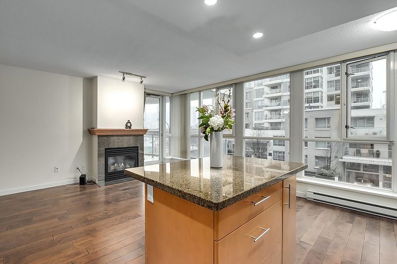 Vancouver Apartment for rent - 2 Bedrooms — photo 5
