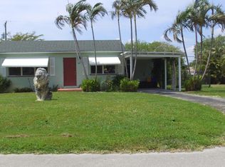 6687 Osborne Dr, Lake Worth, FL 33462
