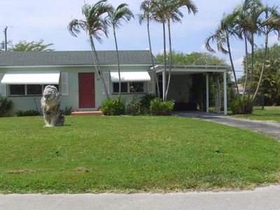 6687 Osborne Dr, Lake Worth, FL, 33462