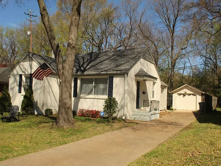 3200 Waynoka Ave — Photo 2