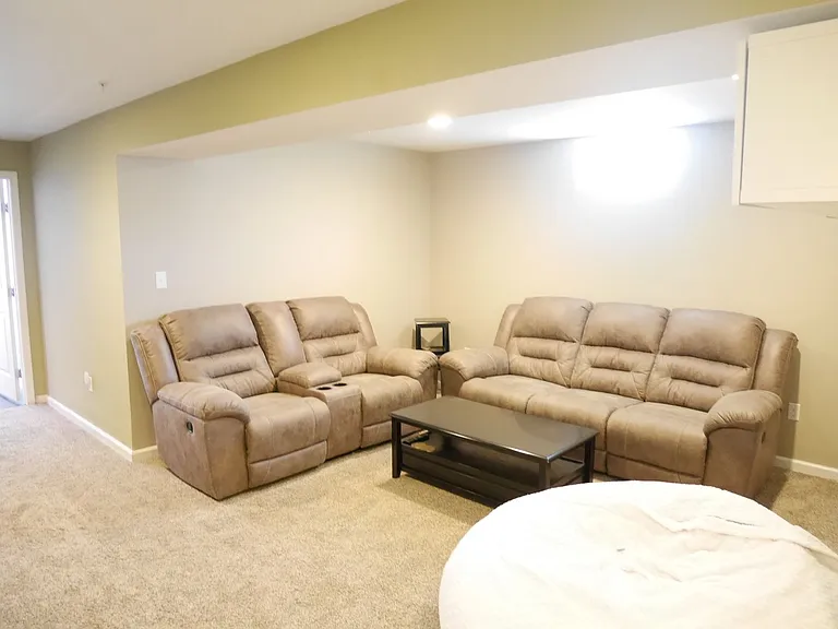 344 Ashby Commons Dr — Photo 29