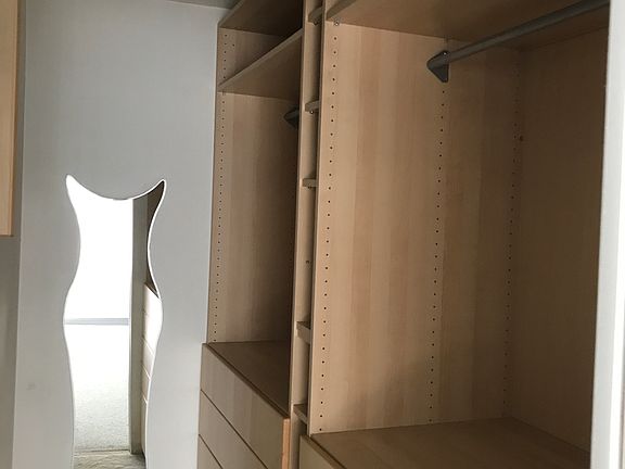 5th image of 4000 Bayside Dr Unit 109