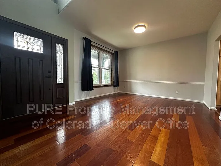 8602 Mallard Pl — Photo 3