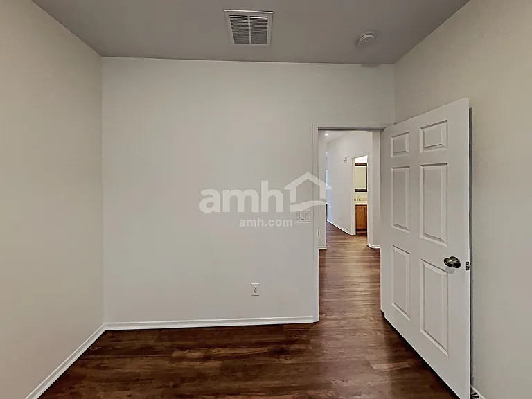 1232 W Desert Hollow Dr — Photo 19