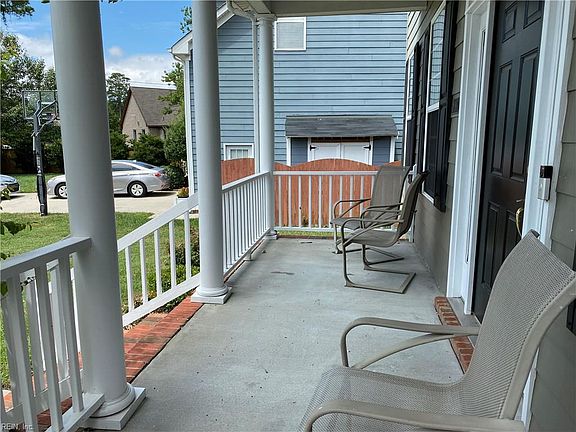 4th image of 901 Hathaway Ct