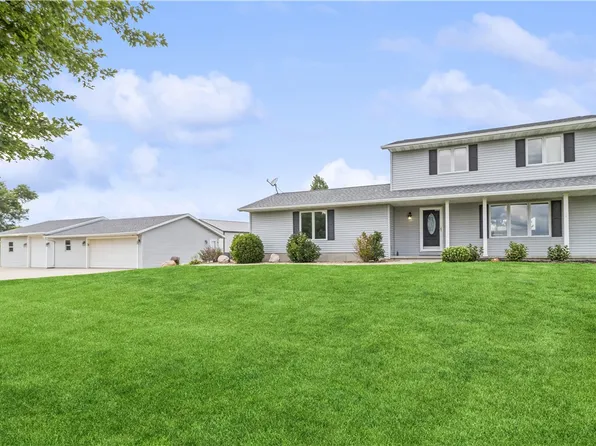12551 Quaker St, Indianola, IA 50125