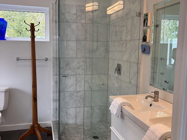621 Barcovan Beach Rd — Photo 27