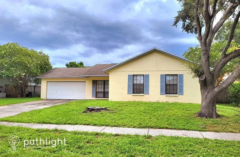 1st image of 4107 Yellowwood Dr