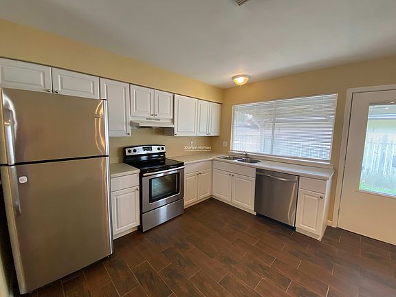 5th image of 1007 Boling Brook St #1007