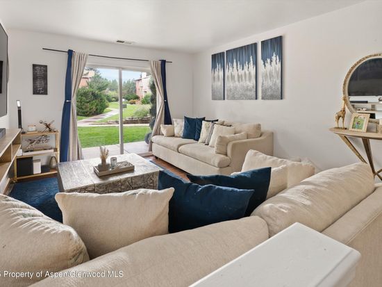 85 Meadowood Dr APT A3, Carbondale, CO 81623