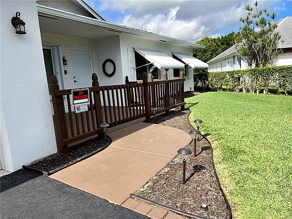 2nd image of 1301 Pelham