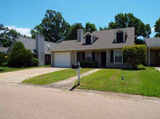 1412 Barnett Bend Cir, Brandon, MS 39047