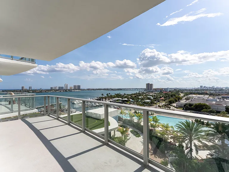 220 Lake Shore Dr #1011 — Photo 31