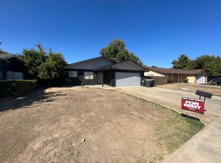 2828 W Victor Ave, Visalia, CA 93277