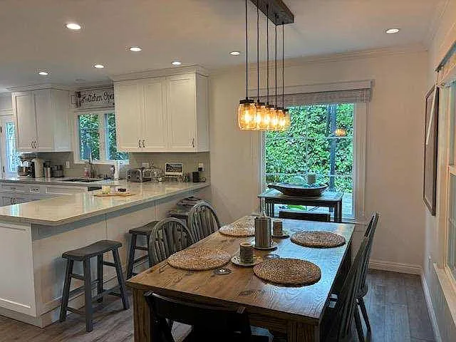 3 bed, 1550 sqft, $5,700 — Photo 3