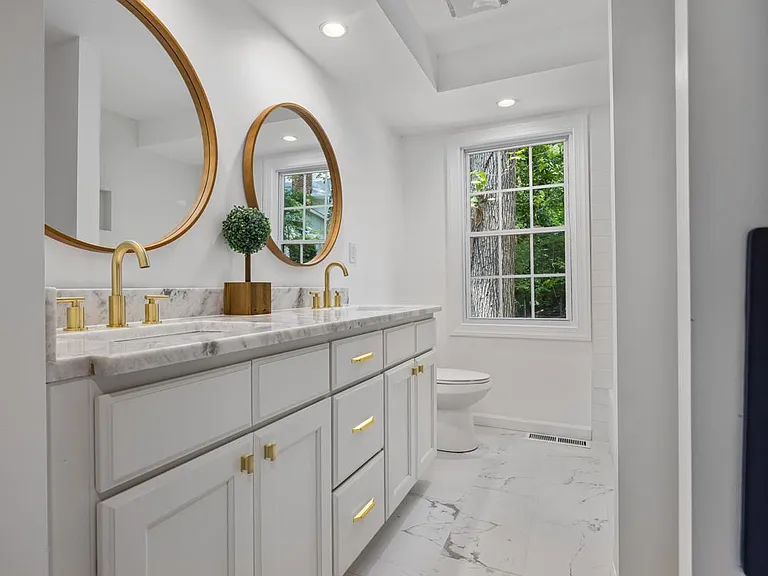 912 Langford Pl — Photo 12