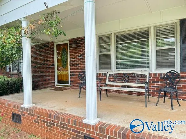 7403 Wall Triana Hwy — Photo 3