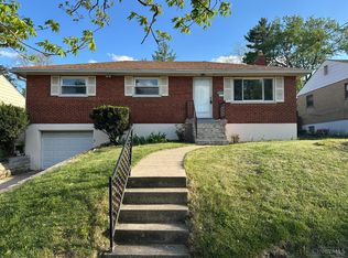 1045 Pelican Dr, Cincinnati, OH 45231