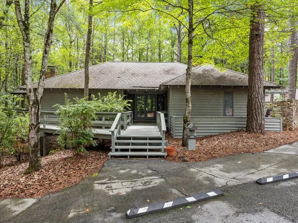 1551 Mountain Creek Dr, Pine Mountain, GA 31822