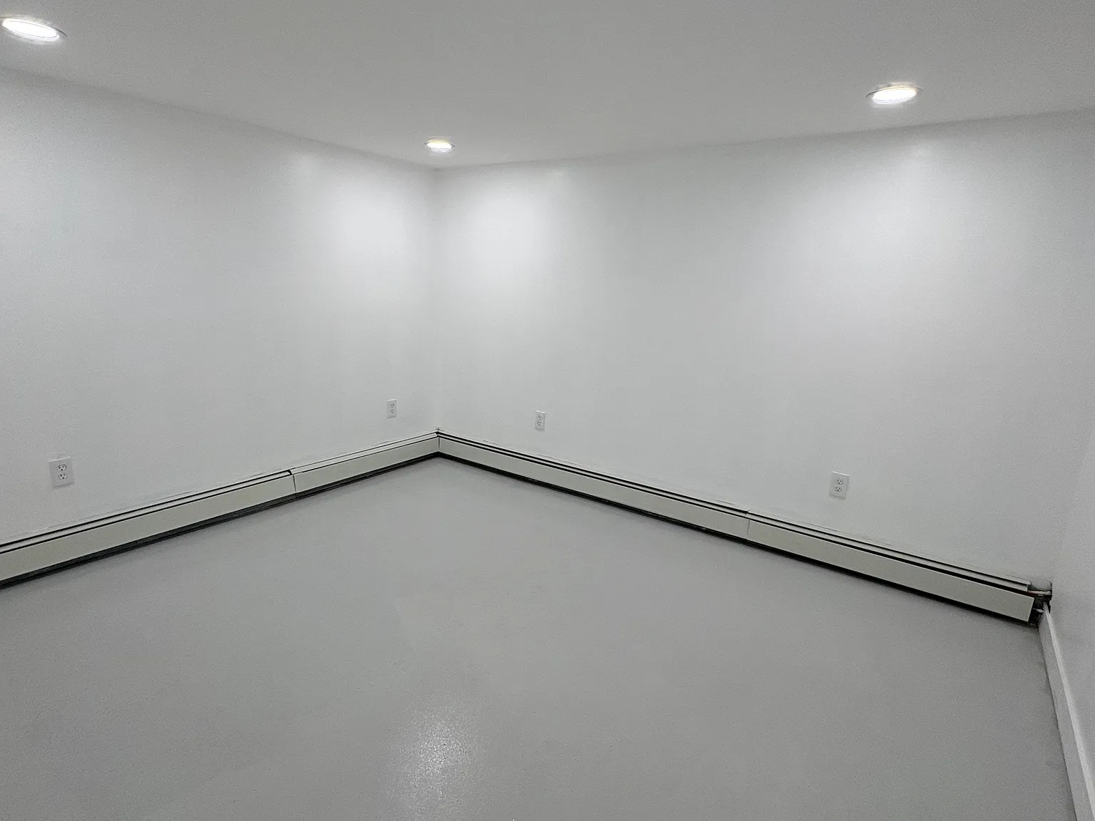 2 bed, 700 sqft, $1,200 — Photo 4
