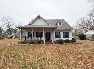 2727 Evergreen Ave, Camden, AR 71701