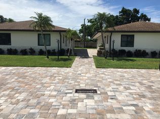 678 108th Ave N, Naples, FL 34108