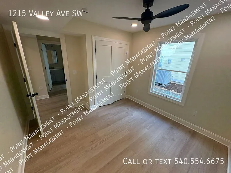 1215 Valley Ave SW — Photo 6