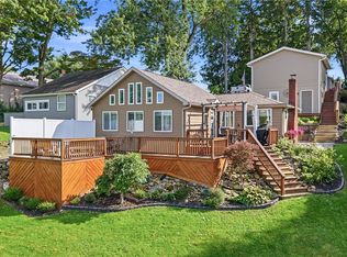 32060 Sunset Dr, Hanoverton, OH 44423