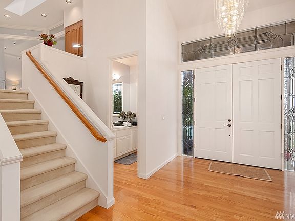4th image of 15817 SE 45th Pl