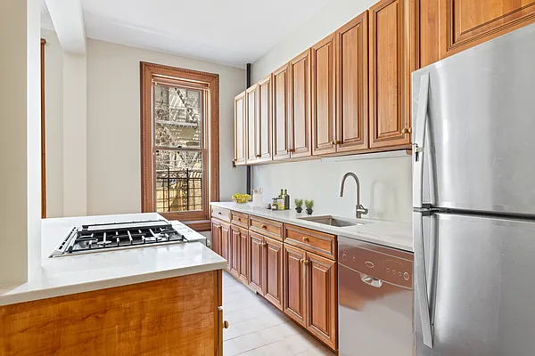 Rented by Corcoran | media 14