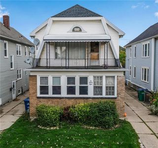 288 Hartwell Rd, Buffalo, NY, 14216