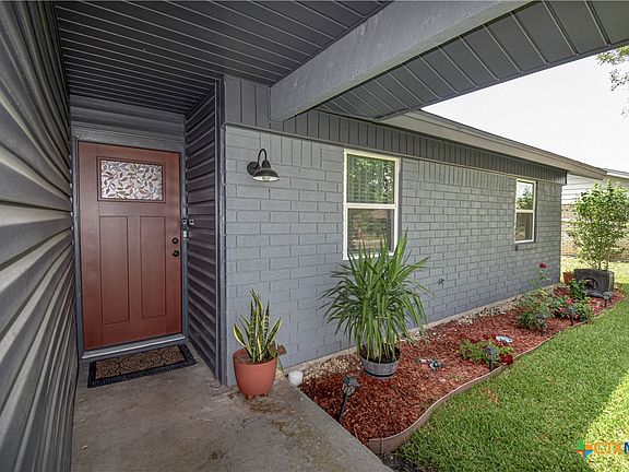 4th image of 1704 Godman St