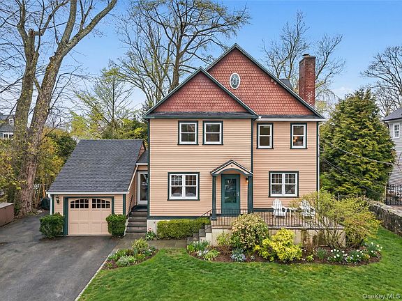 2nd image of 47 Centre Street